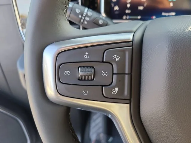 Used 2026 Sterling Gray Metallic Chevrolet LT image 27