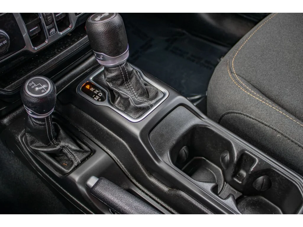 Used 2024 Black Clearcoat Jeep Sport S image 49