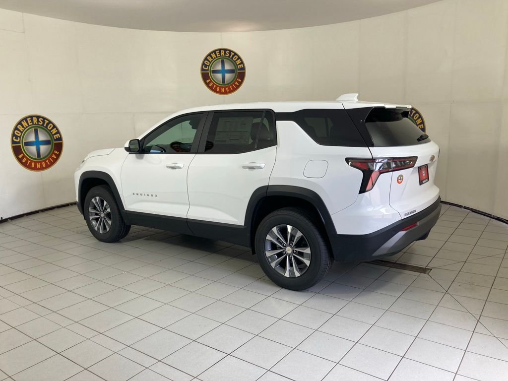 New 2027 Summit White Chevrolet LT image 19
