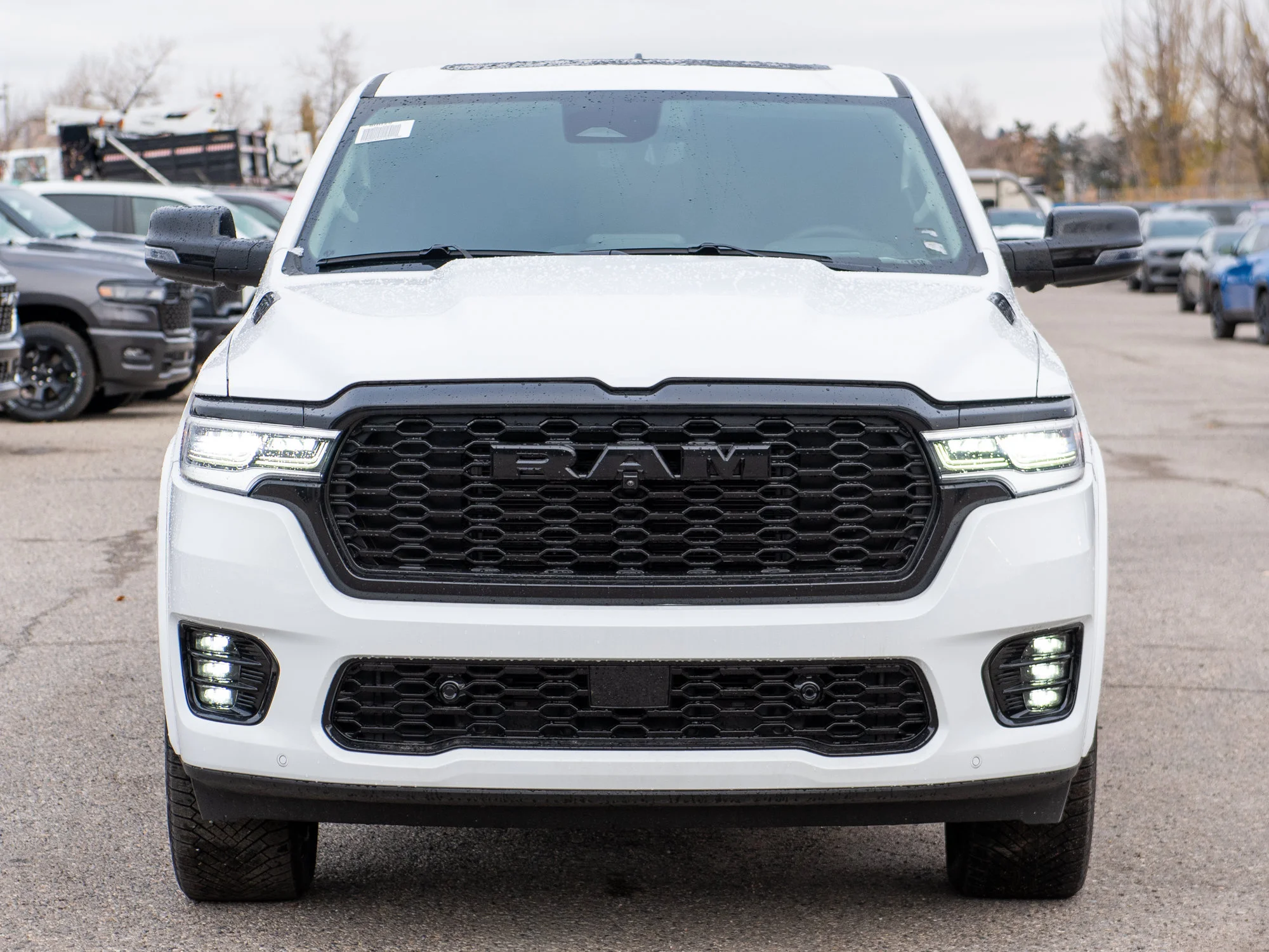 New 2026 White RAM Tungsten* Crew Cab 4x4, 540HP, RamBox, Massage Seats, Klipsch Audio image 12