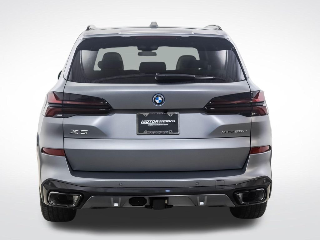 New 2026 Gray Metallic BMW xDrive50e image 4
