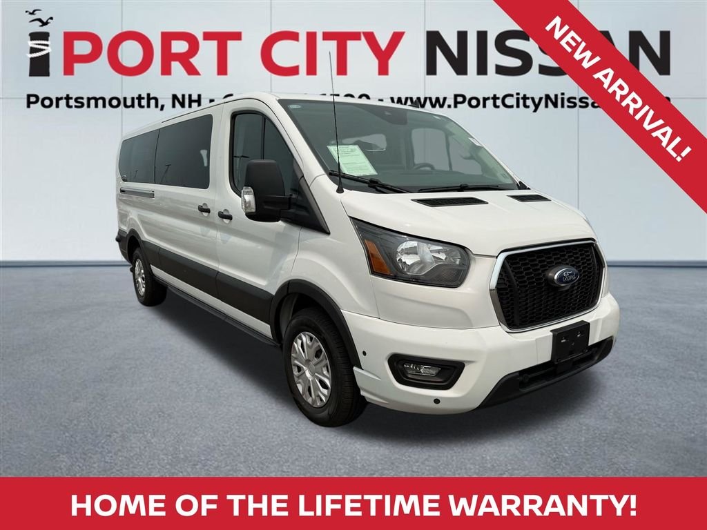 Used 2024 Oxford White Ford XLT image 1