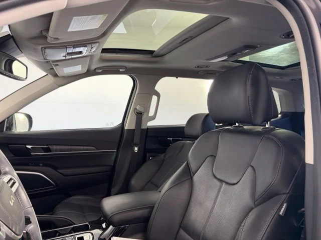 Used 2024 Black Kia SX image 11