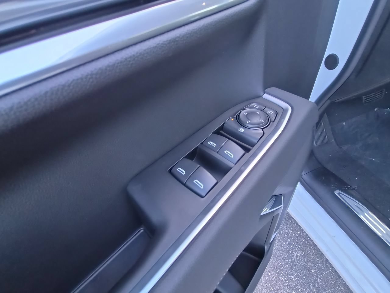 2026 Chevrolet Silverado 1500 LT - Photo 23