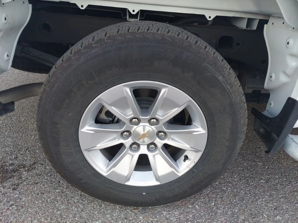 Certified Used 2025 White Chevrolet WT image 9