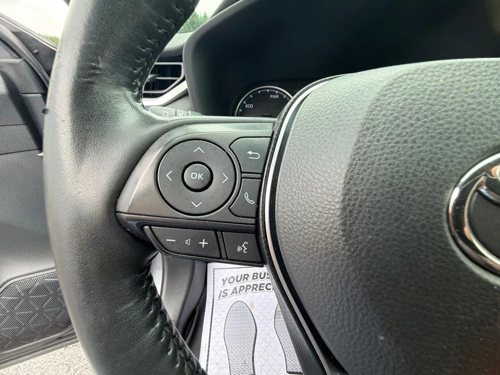 Used 2021 Gray Toyota XLE image 31