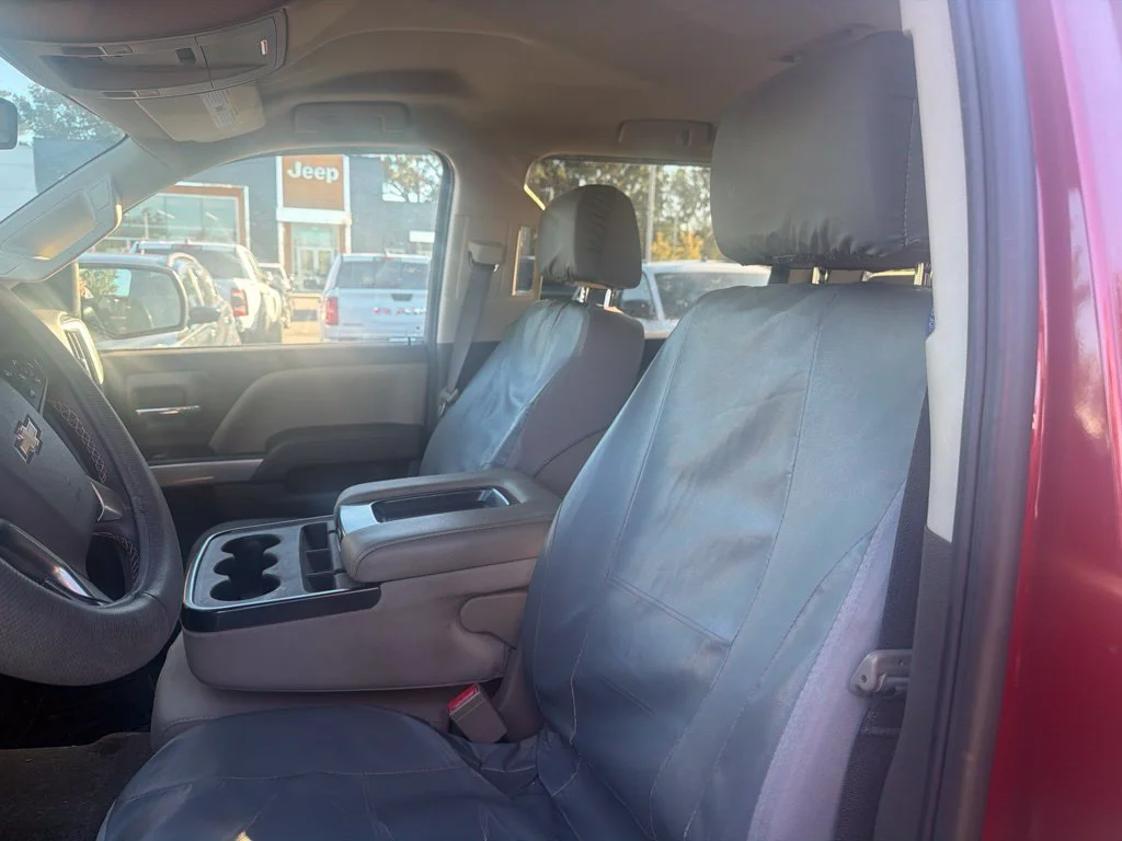 Used 2018 Red Chevrolet LT image 13