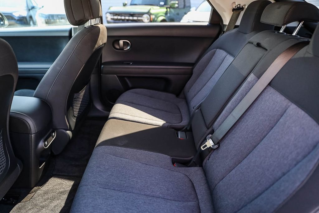 2026 Hyundai IONIQ 5 SE - Photo 16