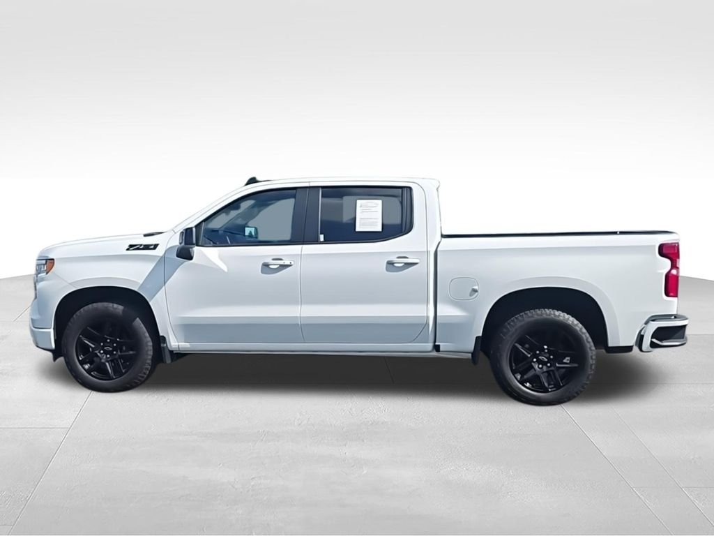 Used 2024 White Chevrolet RST image 6
