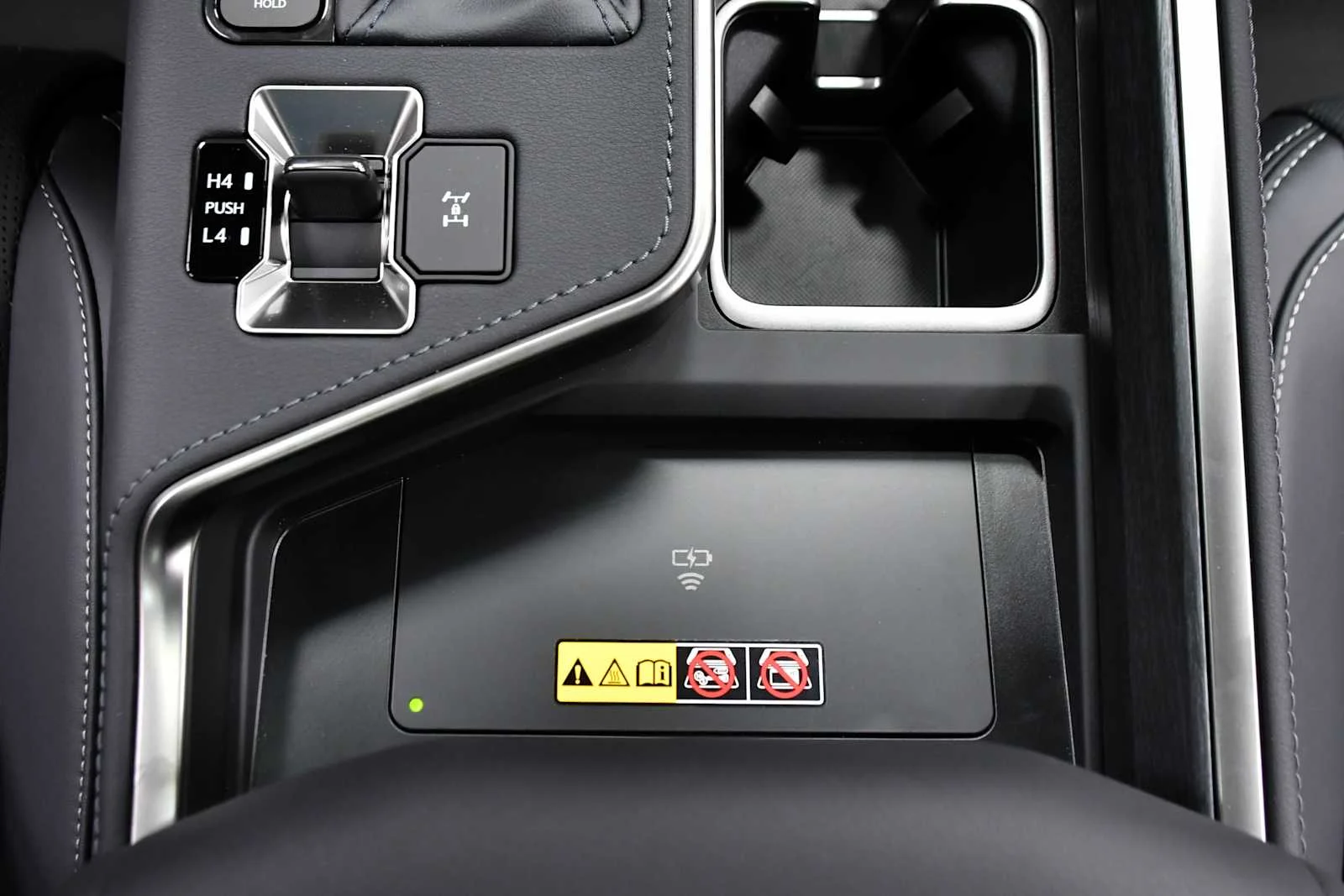 2026 Lexus GX Luxury+ - Photo 23