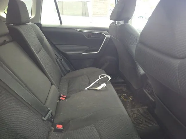 Used 2020 Blue Toyota LE image 7