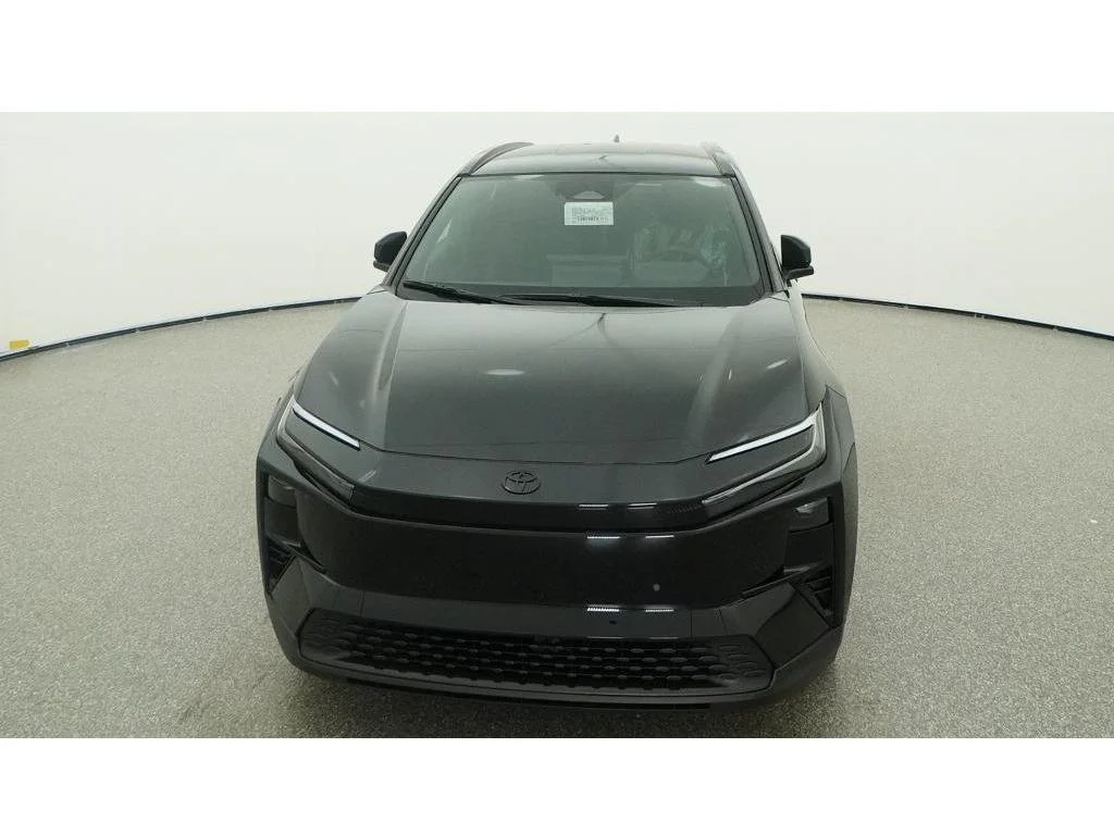 New 2026 Midnight Black Metallic Toyota SE image 15