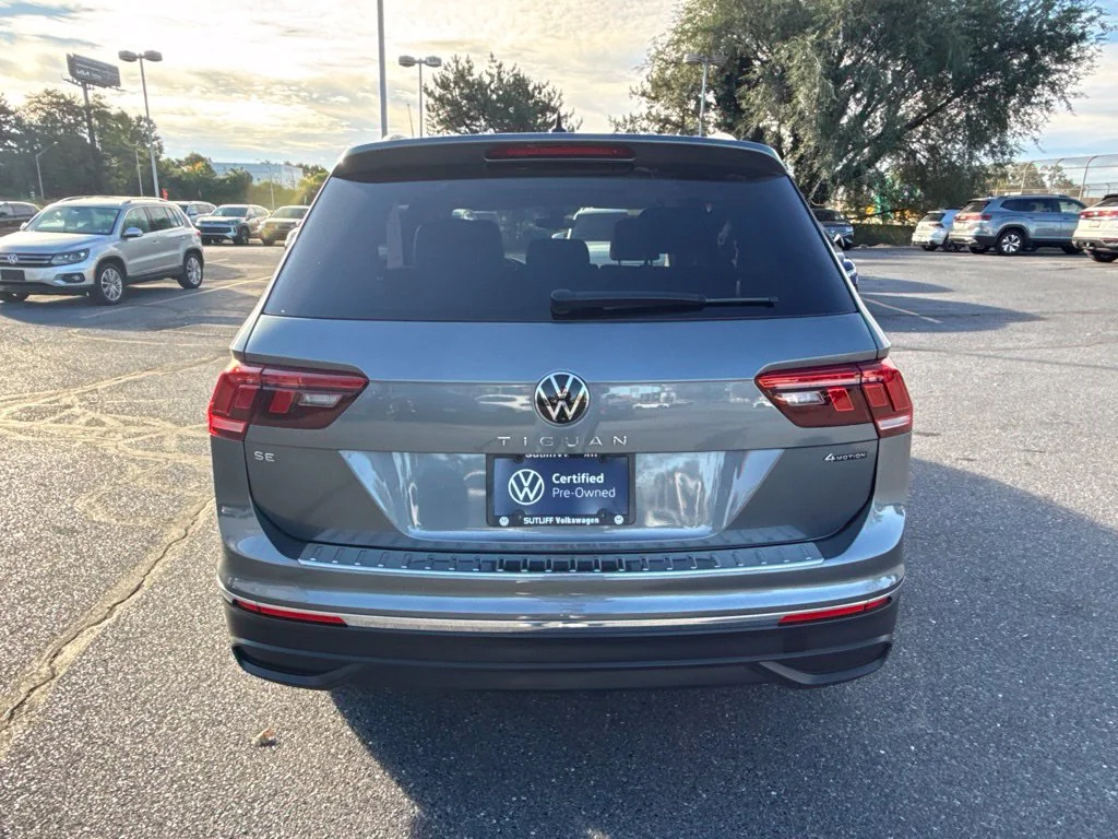 Certified Used 2024 Platinum Gray Metallic Volkswagen 2.0T SE image 16