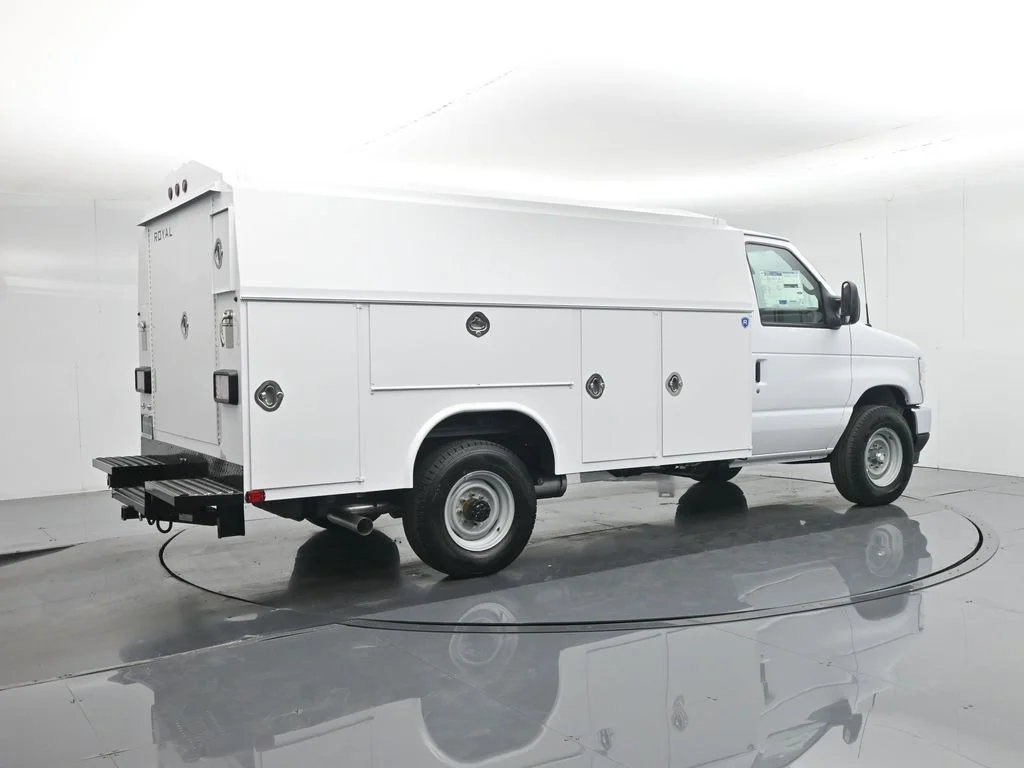 New 2026 White Ford Base image 62