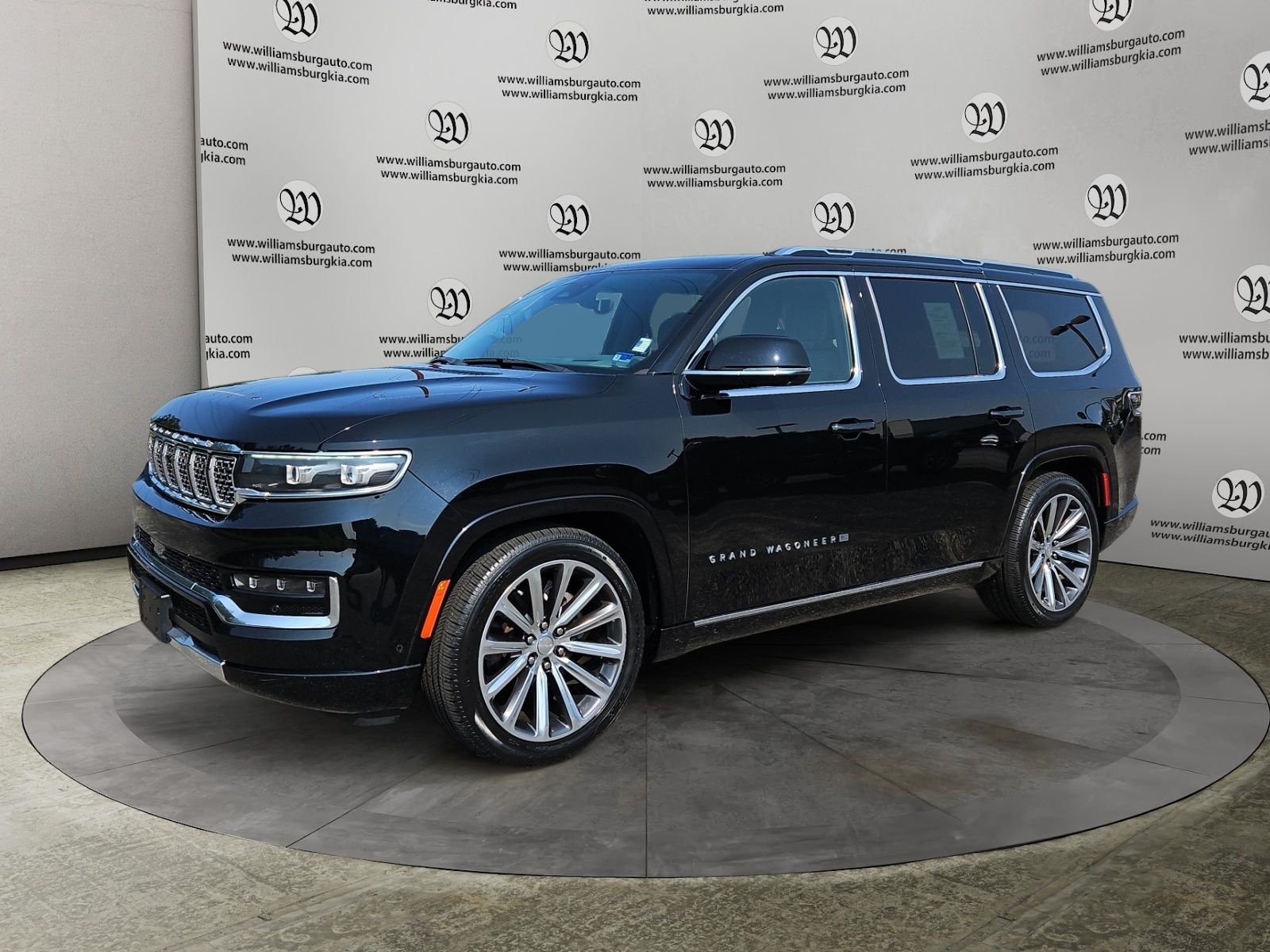 2022 Jeep Grand Wagoneer