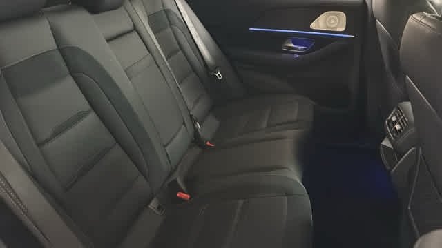 New 2026 Polar White Mercedes-Benz AMG® GLE 53 image 33