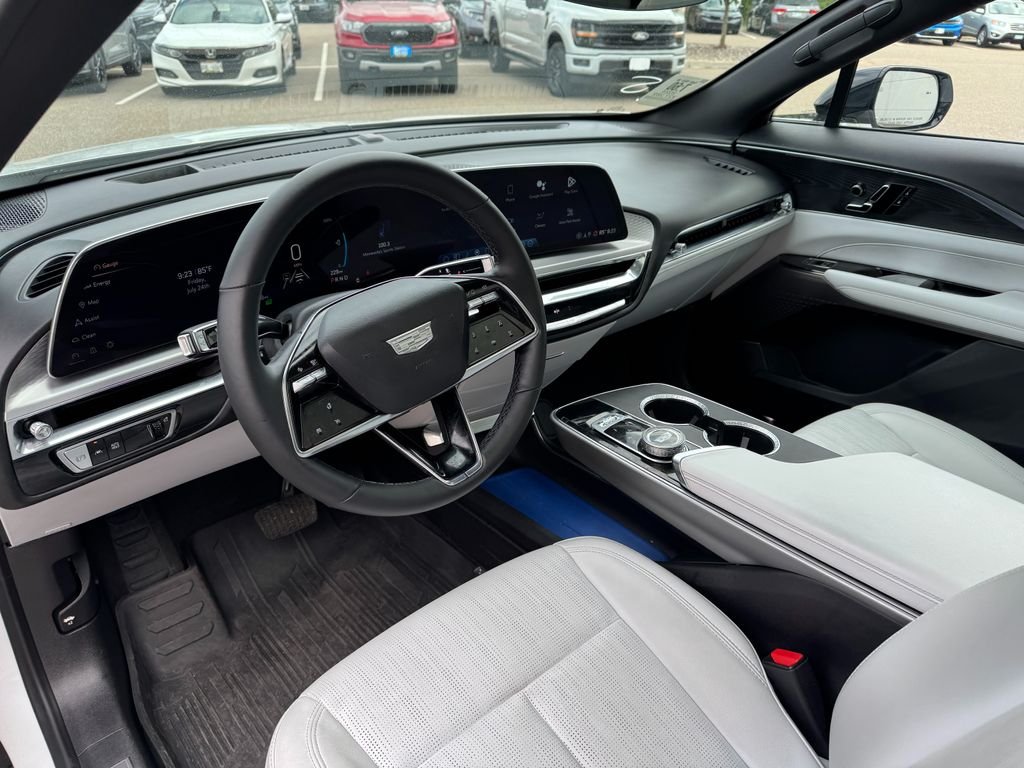 Used 2024 Crystal White Cadillac Sport image 13