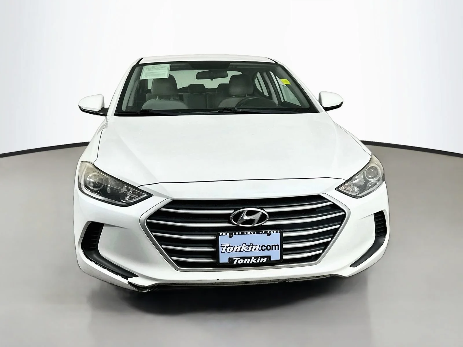 Used 2017 Hyundai Elantra SE with VIN 5NPD84LFXHH083016 for sale in Portland, OR