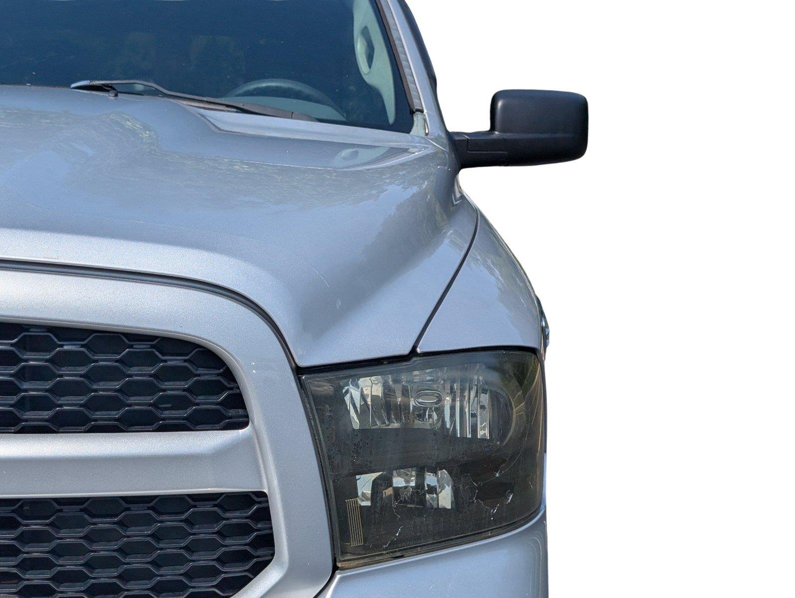 Used 2013 Bright Silver Metallic Ram Express image 11