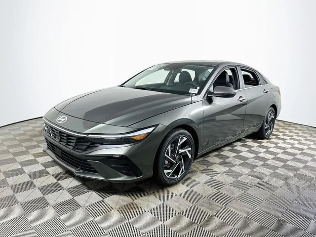 New 2026 Hyundai ELANTRA Limited