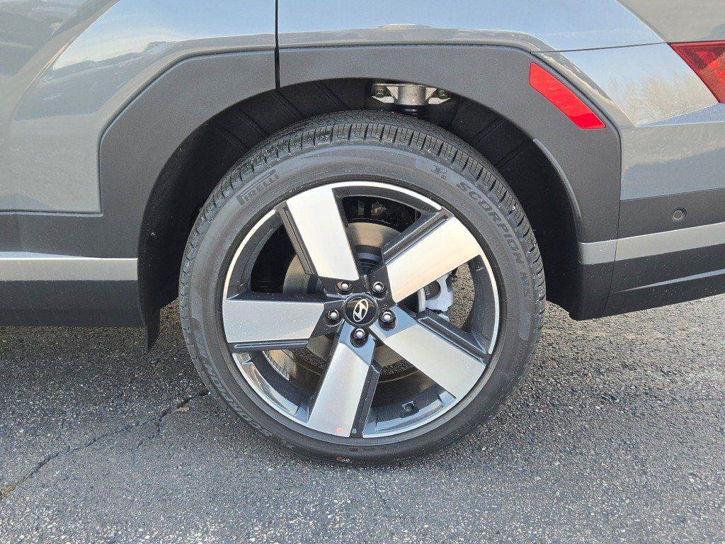 New 2026 Gray Hyundai Limited image 16