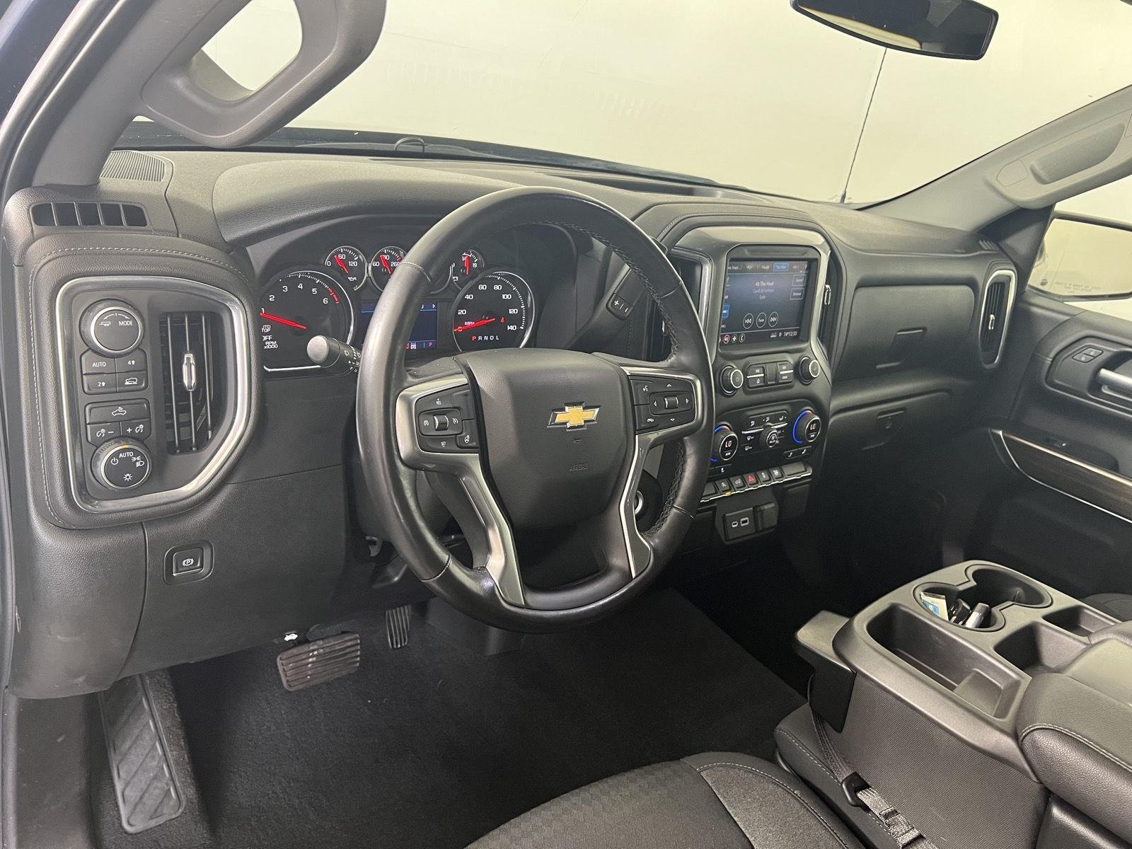 Used 2022 Northsky Blue Metallic Chevrolet LT image 10