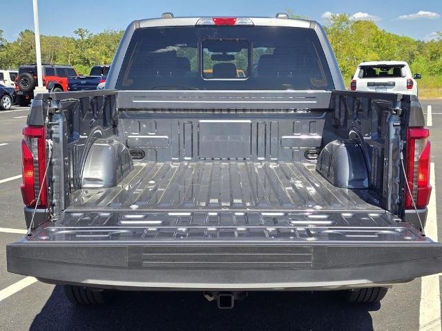 New 2026 Carbonized Gray Metallic Ford XLT image 78