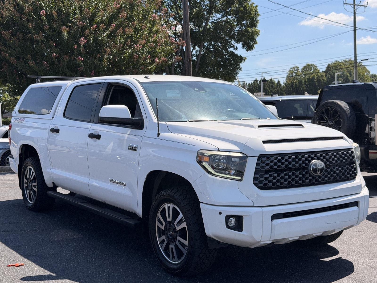Used 2019 Super White Toyota SR5 image 5