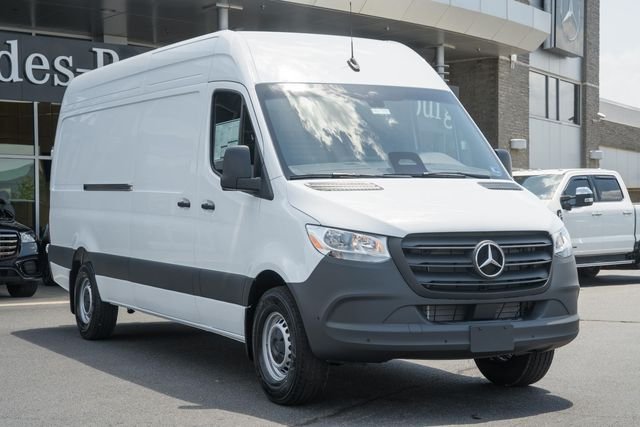 2026 Mercedes-Benz Sprinter 2500 170 WB HO High Roof's photo