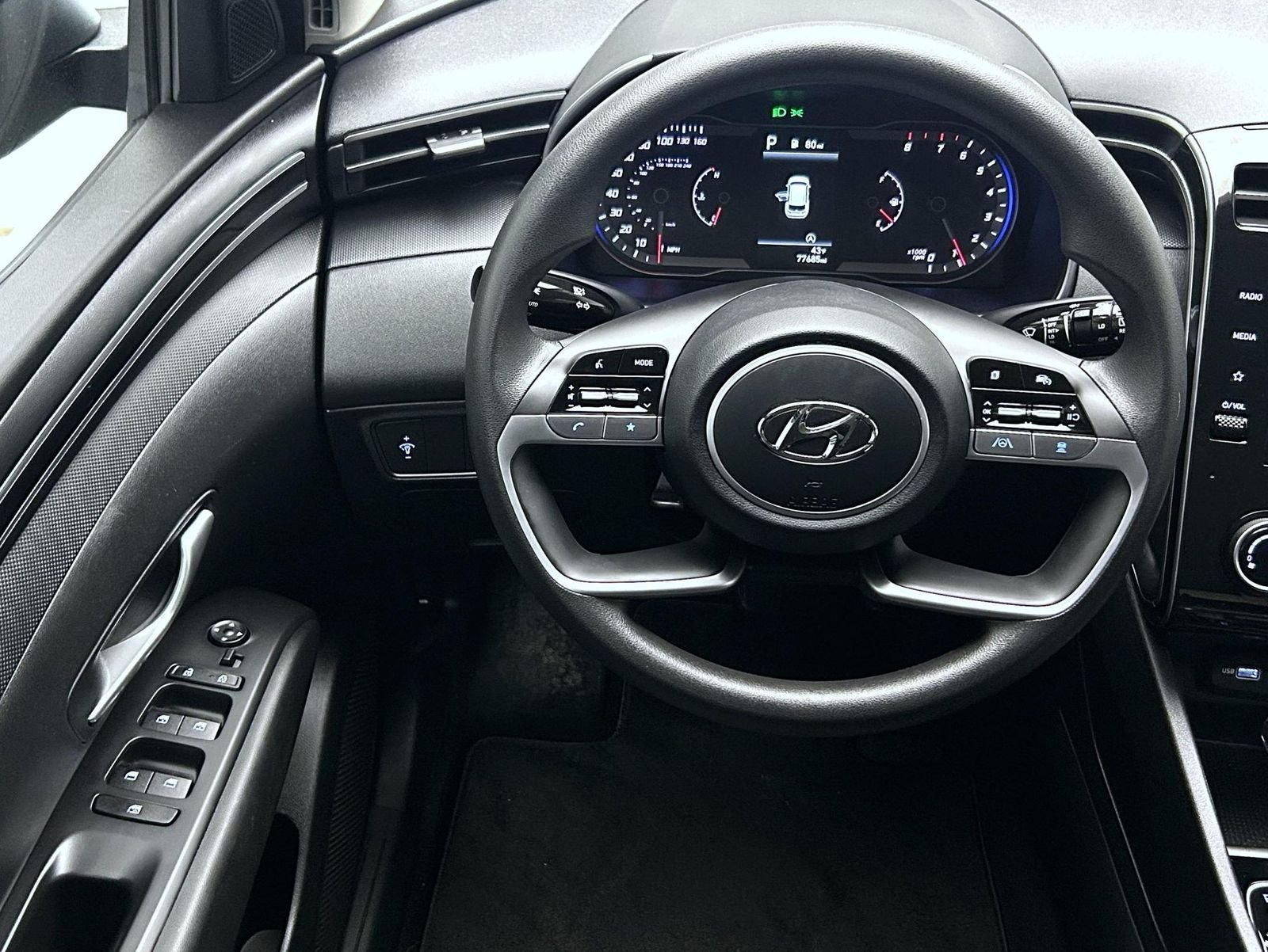 Used 2022 Gray Hyundai SEL image 12