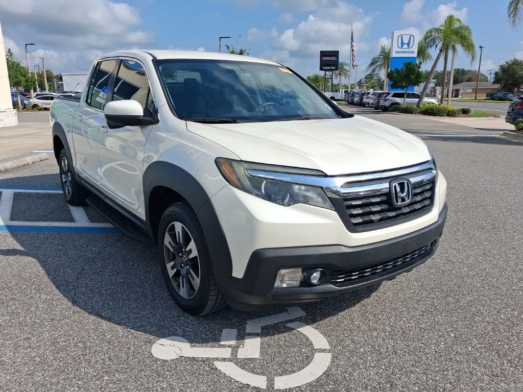 Used 2017 White Honda RTL-T image 3