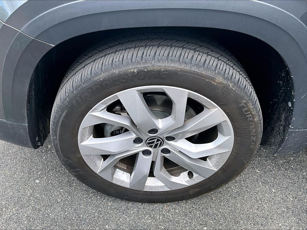 Used 2023 Platinum Gray Metallic Volkswagen 1.5T S image 7