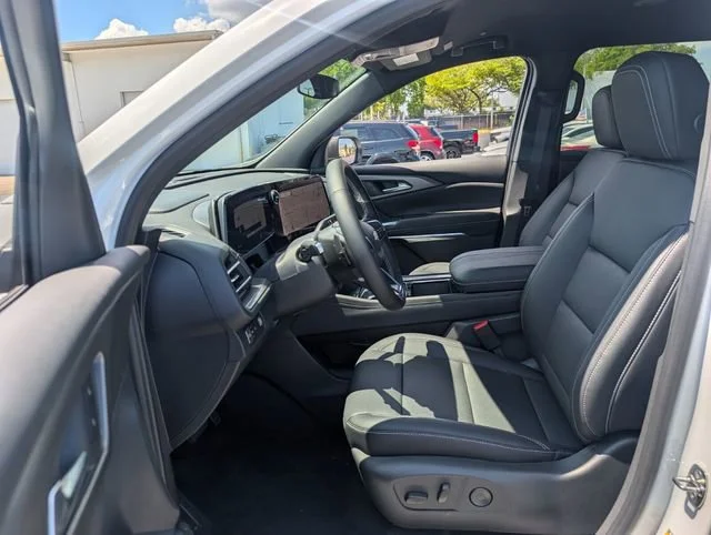 New 2026 Summit White Chevrolet LT image 5