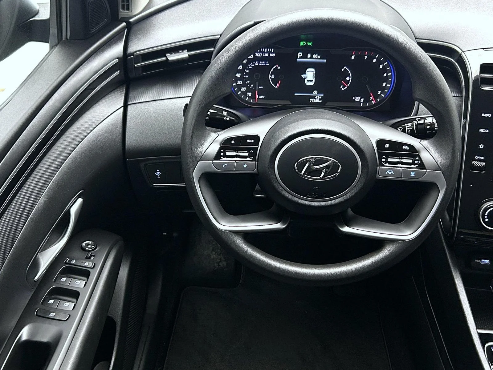 Used 2022 Gray Hyundai SEL image 12