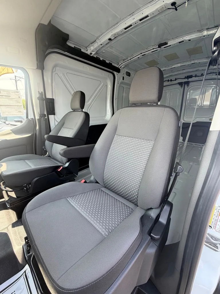 Used 2026 White Ford Base image 33