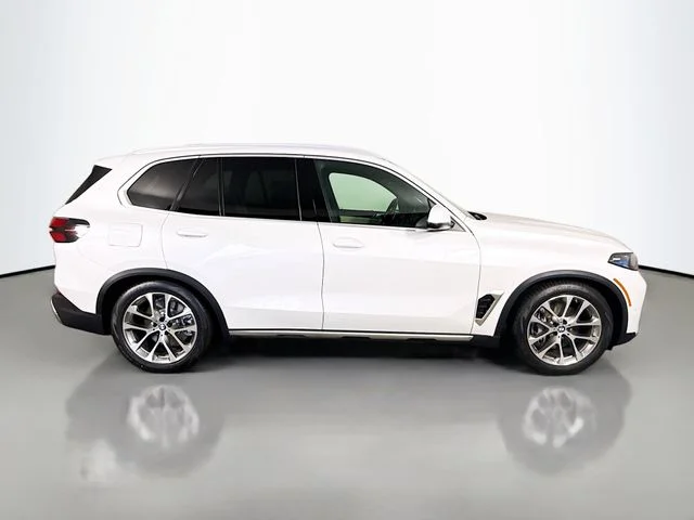 Used 2026 White BMW xDrive50e image 8