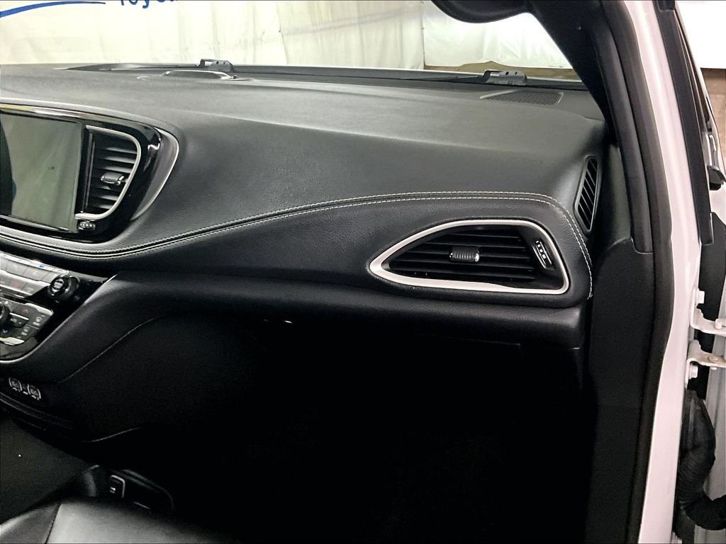 Used 2024 White Chrysler Select S Appearance image 13