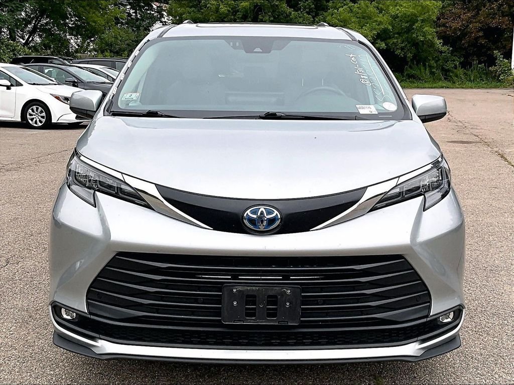 Certified Used 2025 Silver Toyota XLE image 2