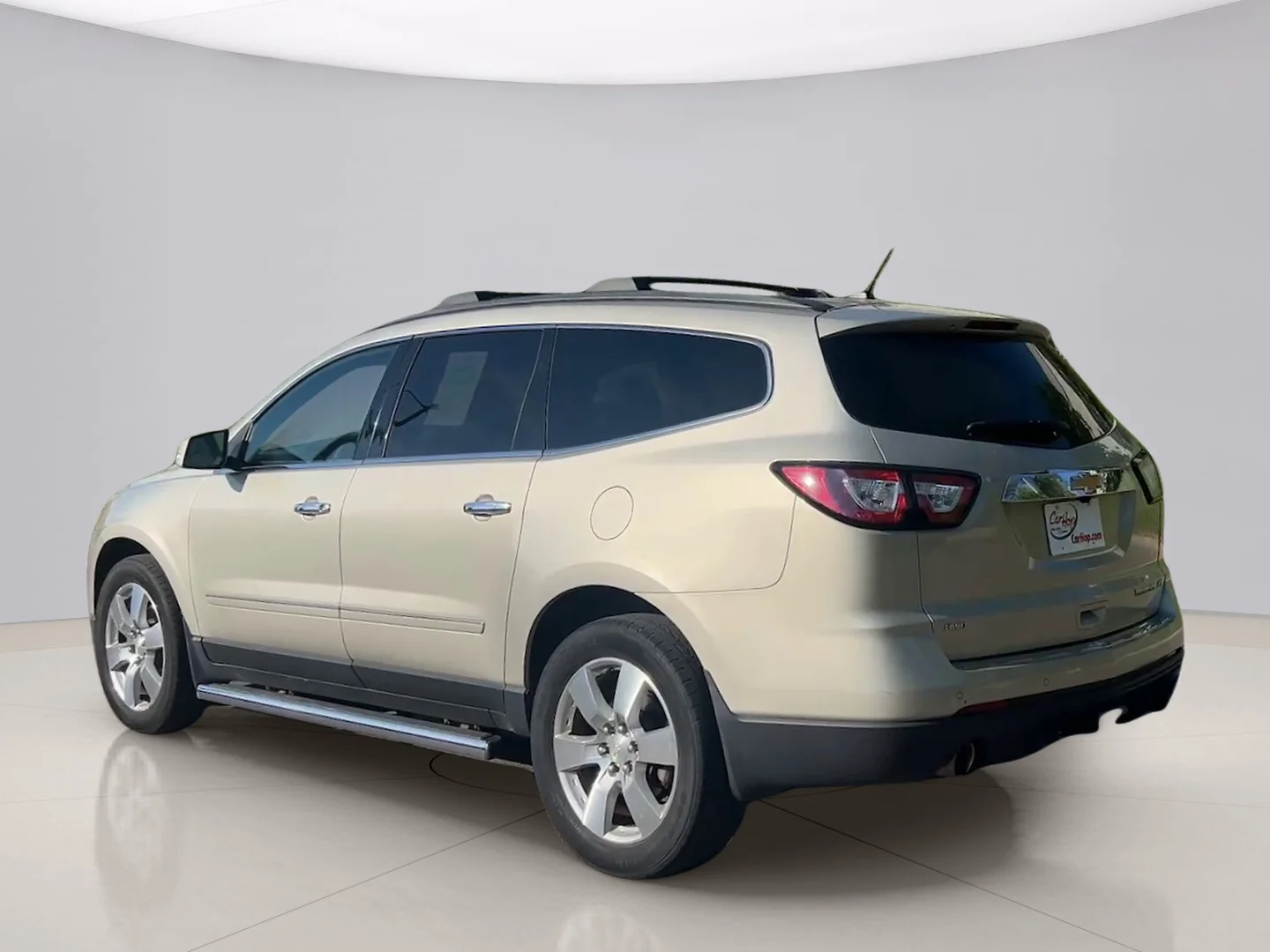 Used 2014 Gold Chevrolet  image 3