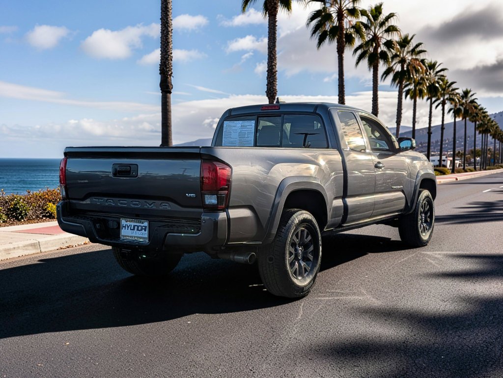 Used 2020 Gray Toyota SR5 image 5
