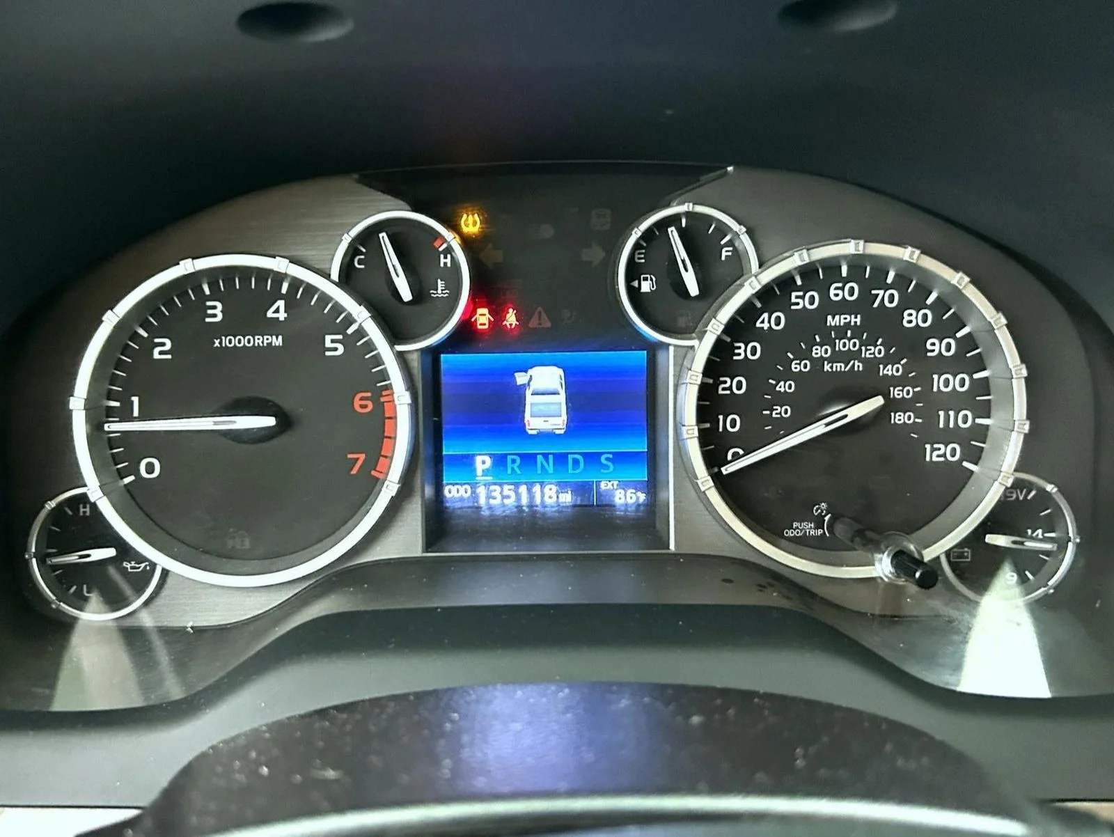 Used 2016 Silver Toyota SR5 image 14