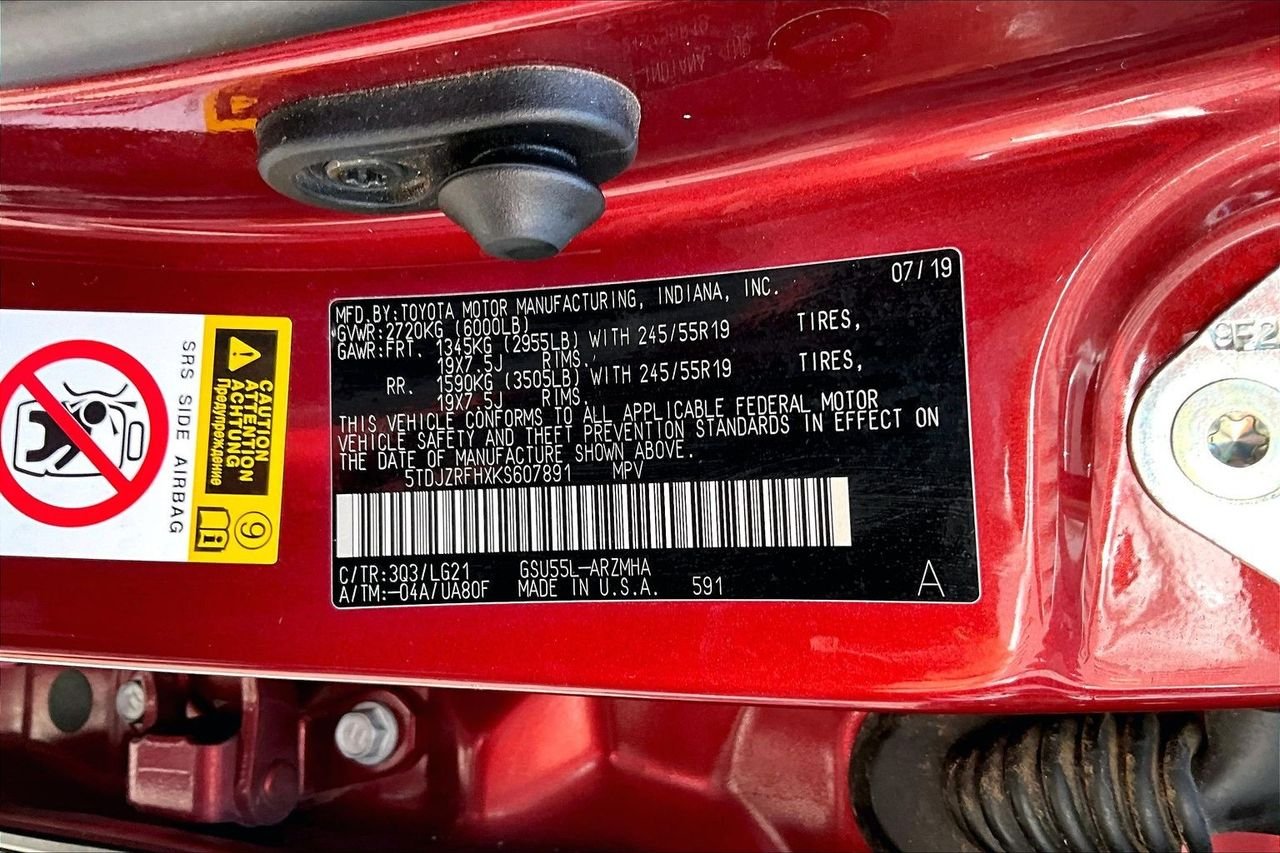 Used 2019 Red Toyota SE image 16