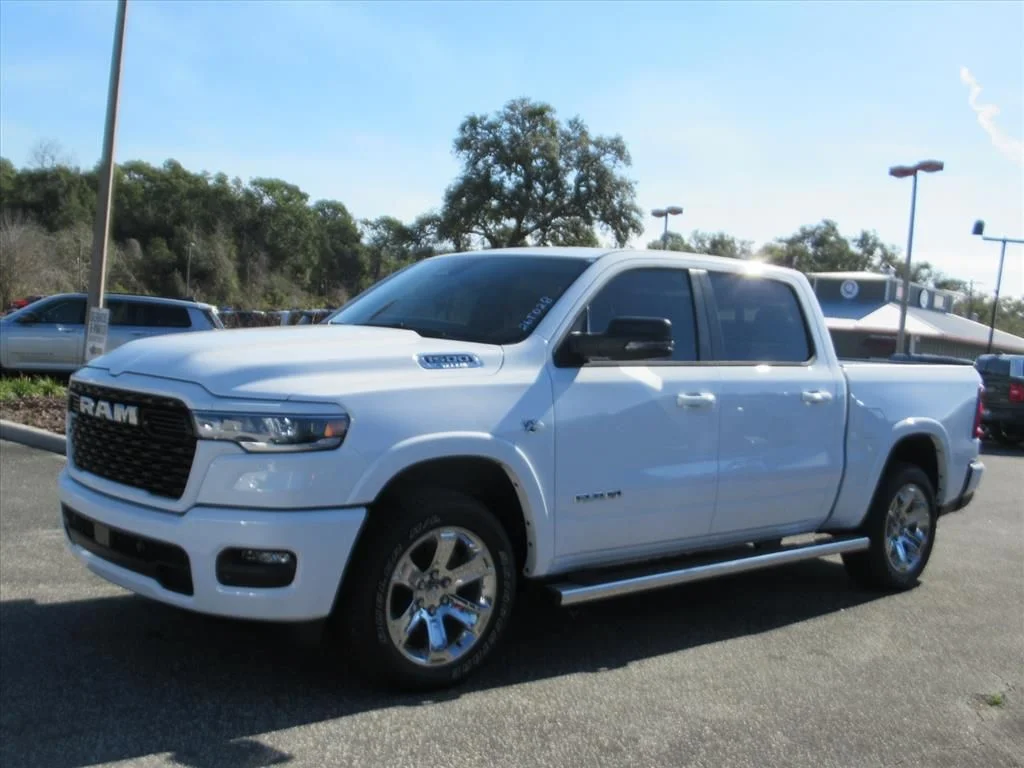 New 2026 Bright White Clear-Coat Exterior Paint RAM Big Horn/Lone Star image 3