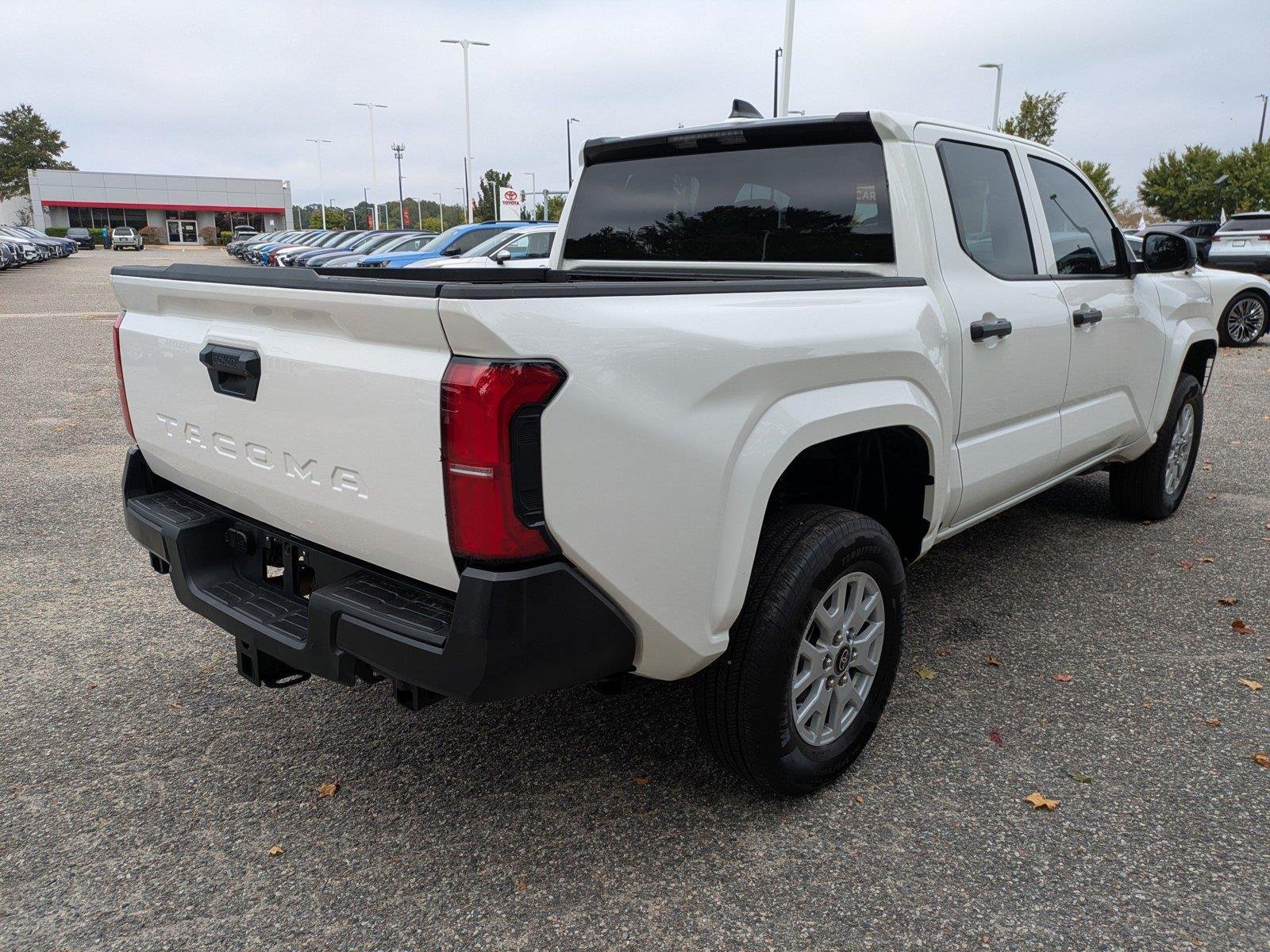 Used 2026 Ice Cap Toyota SR image 3