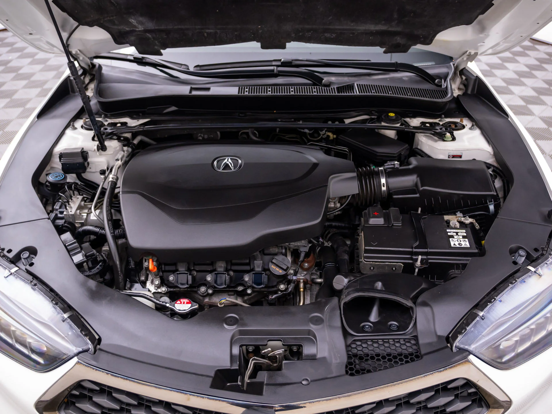 Used 2019  Acura 3.5L Technology Pkg w/A-Spec Pkg image 31