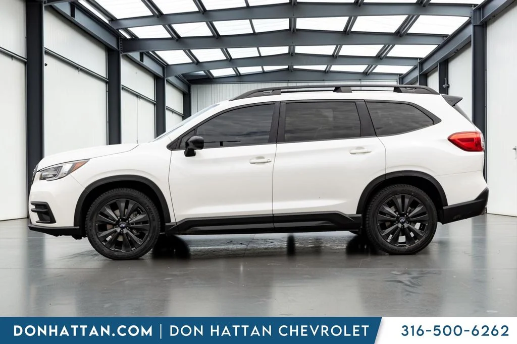 Used 2022 White Subaru Onyx Edition image 3