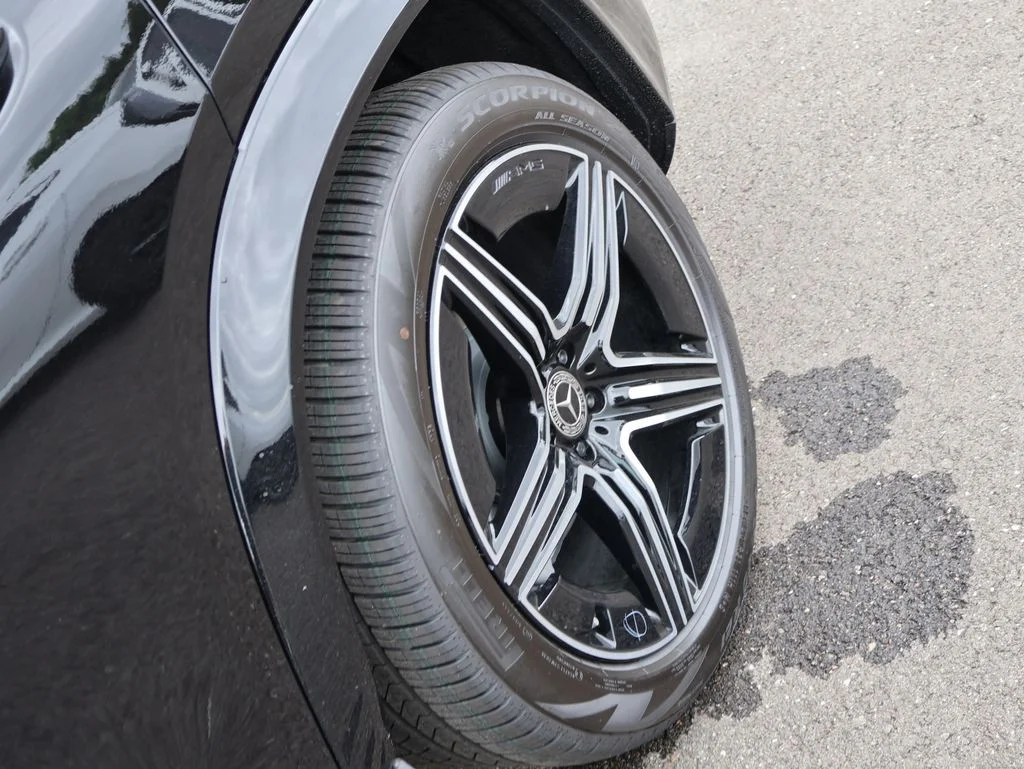 New 2026 Obsidian Black Metallic Mercedes-Benz GLE 450 image 39