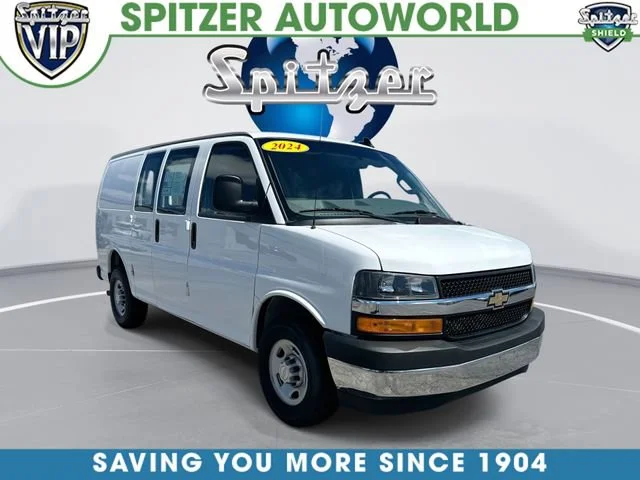2024 Chevrolet Express 2500 Work Van HD's photo