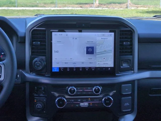 New 2026 Oxford White Ford XLT image 18