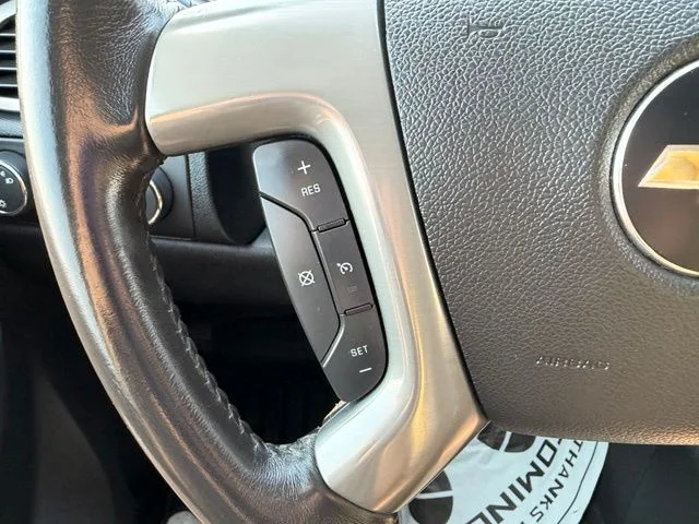 Used 2014 Silver Ice Metallic Chevrolet LT image 23